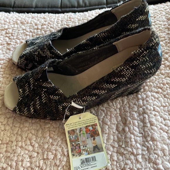NWT Size 11 Toms Brown Houndstooth Open Toe Wedges - Picture 3 of 6